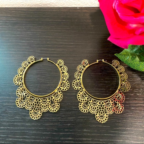 Gold plated Boho Bali Statement Earrings🌹 - Picture 3 of 5
